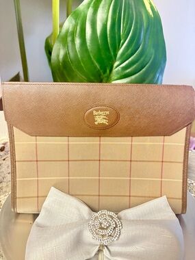 Burberrys Beige and Brown Check Envelope Clutch with Gold Logo